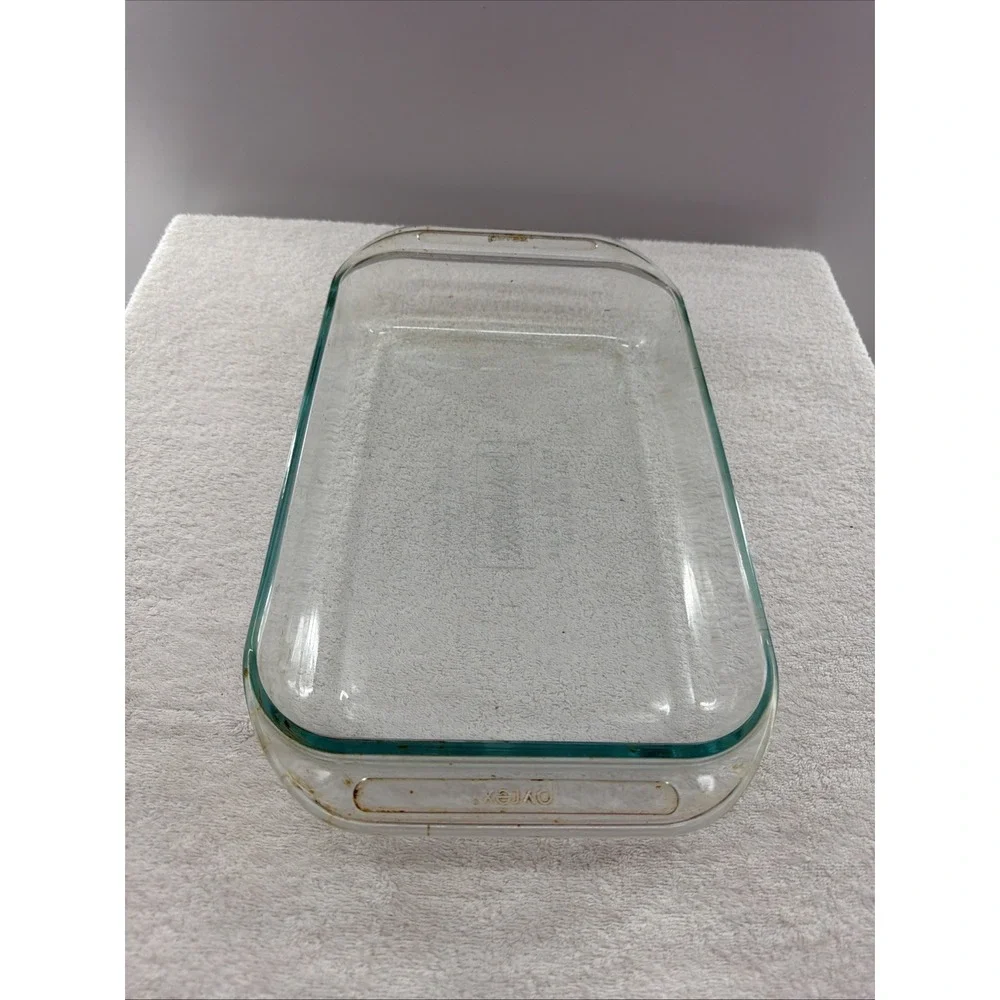 Pyrex 3 Qt Rectangle Glass Baking Dish, Dishwasher & Microwave Safe, 450°F 9x13